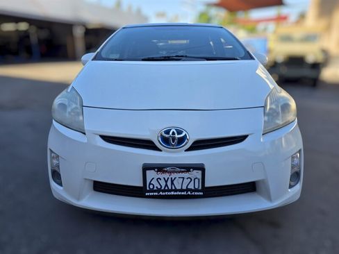 Used 2011 Toyota Prius Three w/ Solar Roof Pkg FWD image 12