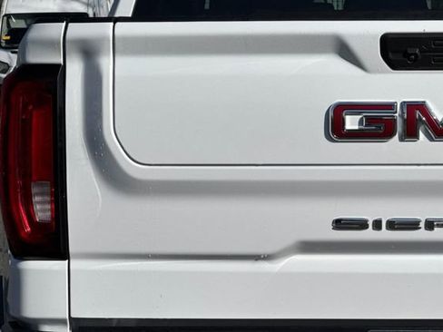Used 2024 GMC Sierra 1500 SLT image 48