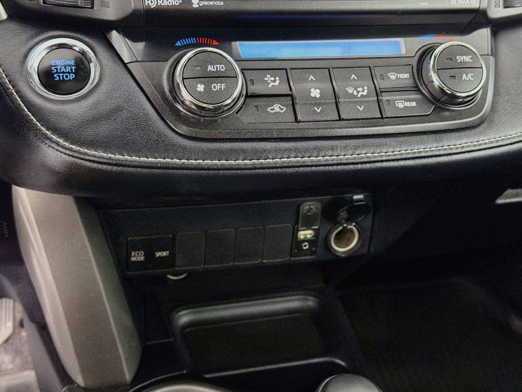 Used 2017 Toyota RAV4 XLE w/ Plus Extra Value Package AWD/4WD image 19