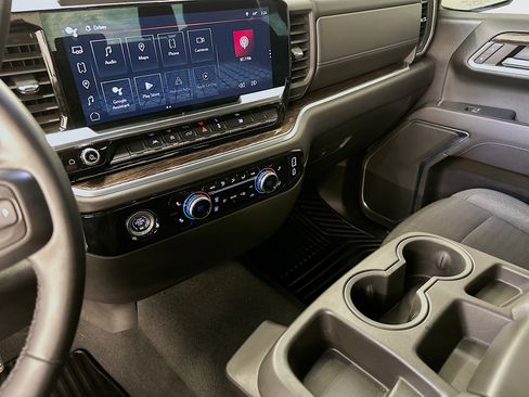 Used 2023 GMC Sierra 1500 Elevation image 26