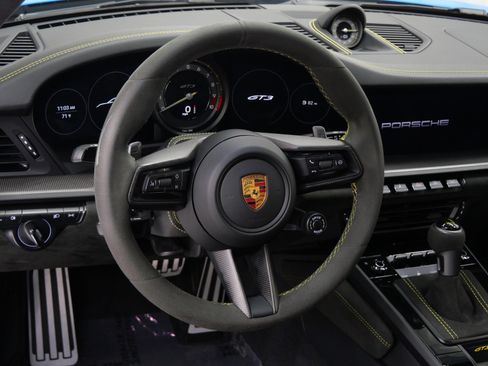 Used 2022 Porsche 911 GT3 RWD image 15
