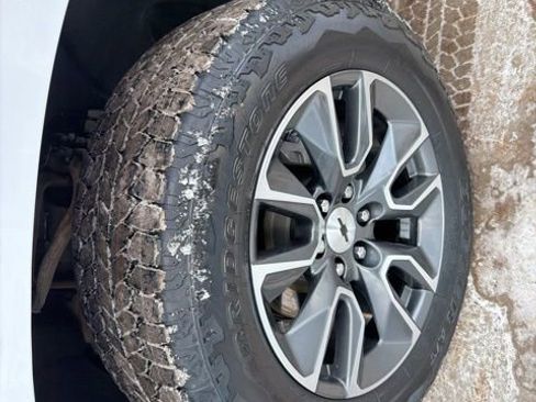 Used 2024 Chevrolet Silverado 1500 RST image 30