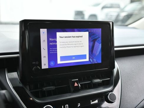 Used 2024 Toyota Corolla LE image 25