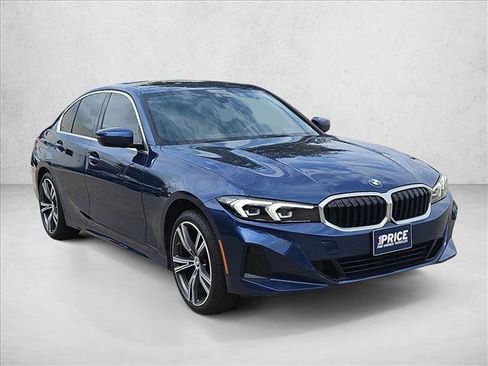 Used 2024 BMW 330i Sedan w/ Premium Package RWD image 3