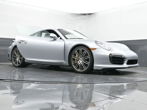Used 2014 Porsche 911 Turbo S w/ Light Design Package image 63