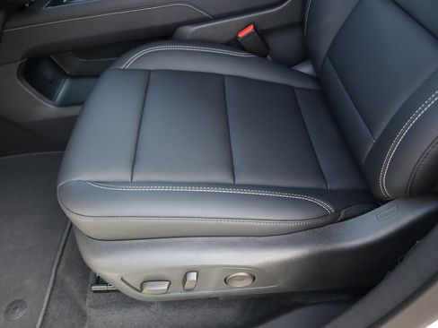 New 2026 GMC Acadia Elevation w/ Elevation Premium Package FWD image 15