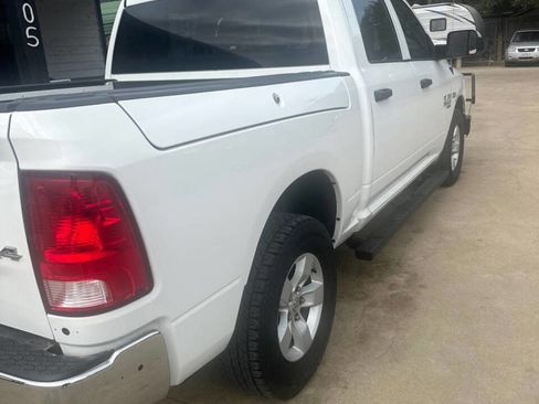 Used 2019 RAM 1500 Tradesman w/ Chrome Appearance Group image 6