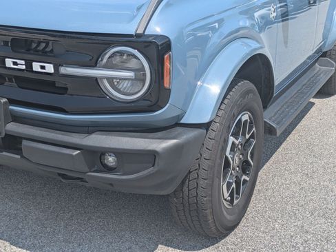 Used 2025 Ford Bronco Outer Banks AWD/4WD image 10
