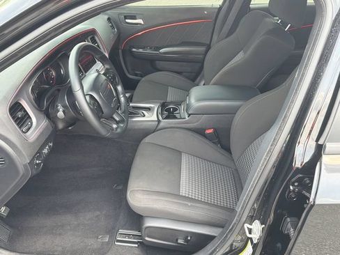 Used 2023 Dodge Charger R/T w/ Blacktop Package RWD image 9