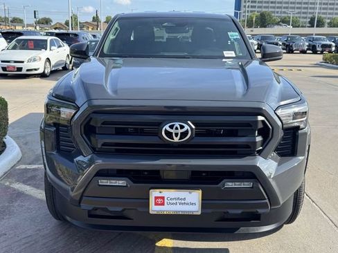 Certified 2025 Toyota Tacoma SR5 AWD/4WD image 3
