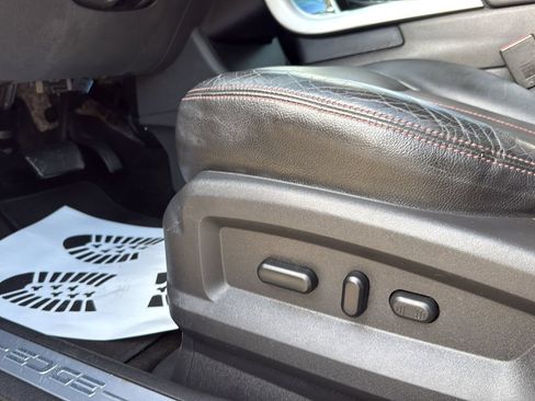 Used 2013 Ford Edge Limited FWD image 10