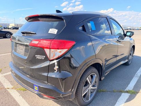 Used 2019 Honda HR-V Touring image 3