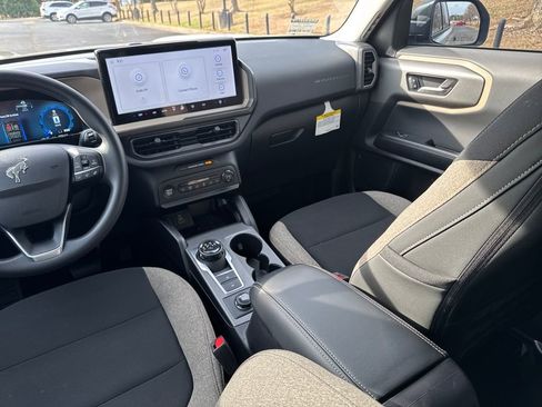 Used 2025 Ford Bronco Sport Big Bend image 29
