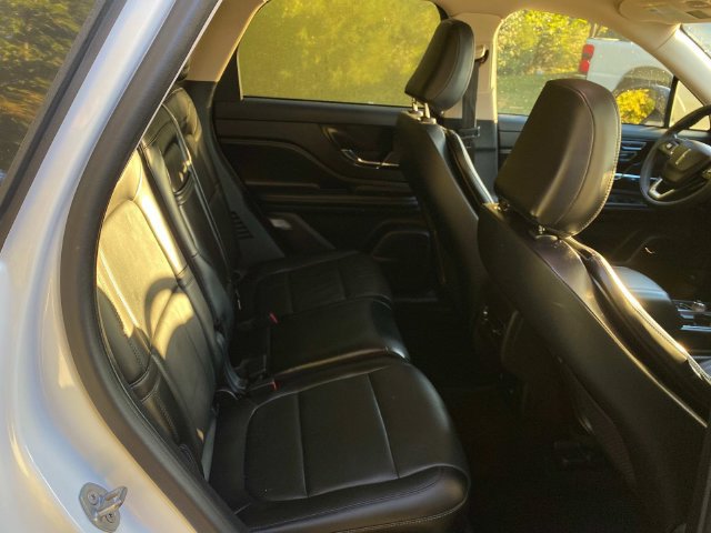 Used 2023 Lincoln Corsair Reserve w/ Equipment Group 201A FWD image 33