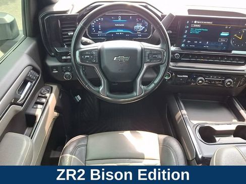 Used 2025 Chevrolet Silverado 2500 ZR2 w/ ZR2 Bison Edition AWD/4WD image 4