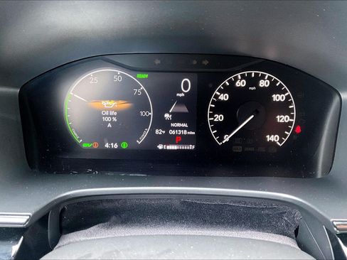 Used 2025 Honda CR-V Sport Touring image 19
