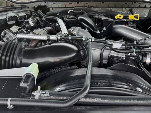 Used 2019 Ford F250 Lariat w/ Lariat Ultimate Package AWD/4WD image 22
