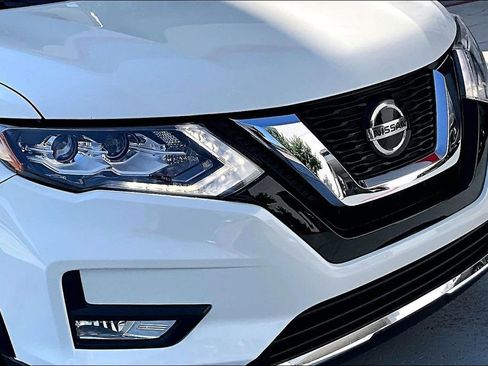 Used 2019 Nissan Rogue SL w/ Premium Package AWD/4WD image 29
