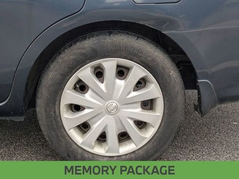 Used 2017 Nissan Versa S image 12