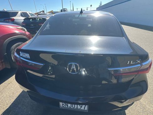 Used 2019 Acura ILX FWD image 5