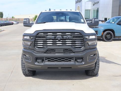 New 2025 RAM 2500 Tradesman AWD/4WD image 9