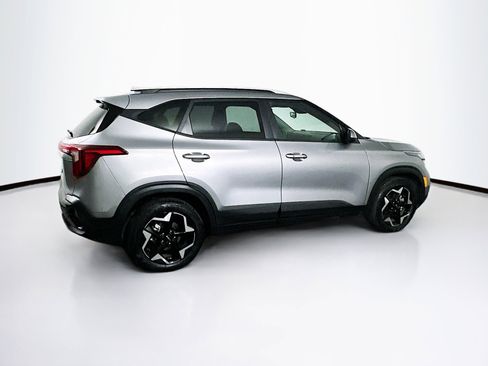 Used 2025 Kia Seltos S image 10