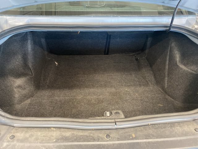 Used 2022 Dodge Challenger SXT RWD image 7