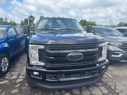 Used 2018 Ford F250 XLT w/ XLT Value Package AWD/4WD image 29