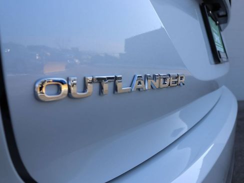 New 2026 Mitsubishi Outlander ES AWD/4WD image 23