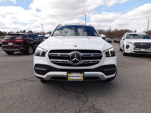 Used 2020 Mercedes-Benz GLE 350 GLE 350 4MATIC Sport Utility 4 w/ Premium Package image 3