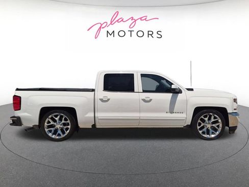 Used 2018 Chevrolet Silverado 1500 LT w/ All Star Edition AWD/4WD image 4