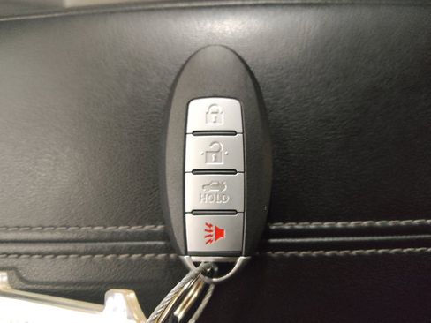 Used 2023 Nissan Sentra SV FWD image 32