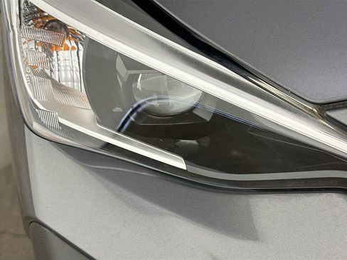 Used 2024 Subaru Crosstrek 2.0i AWD/4WD image 35