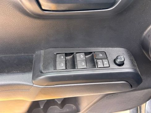 Used 2023 Toyota Tacoma SR AWD/4WD image 31