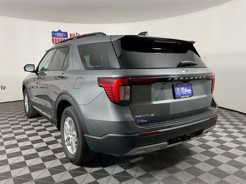 New 2025 Ford Explorer Active w/ Active Comfort Package image 5