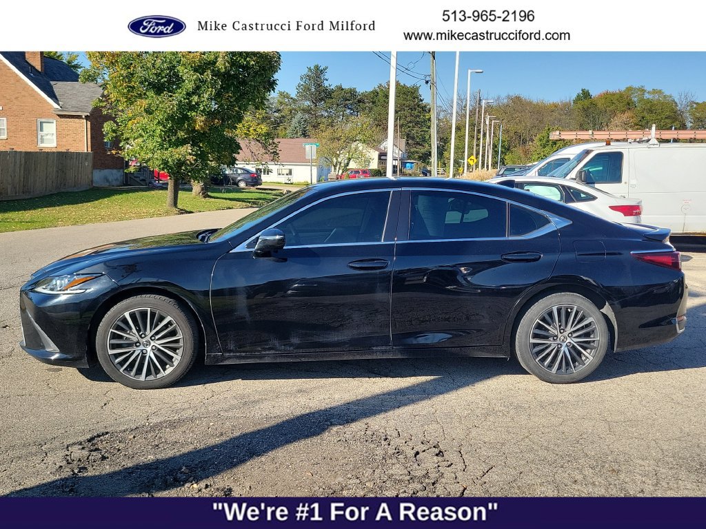 Used 2022 Lexus ES 250 w/ Premium Package AWD/4WD image 2