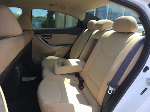 Used 2013 Hyundai Elantra GLS w/ Preferred Pkg FWD image 14