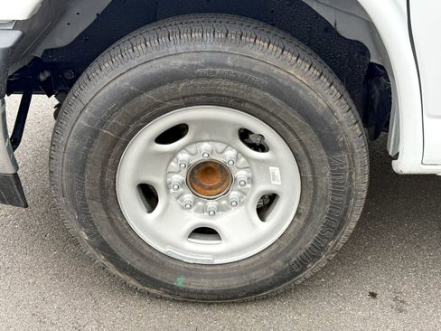 New 2025 Chevrolet Express 3500 w/ Power Convenience Package image 28