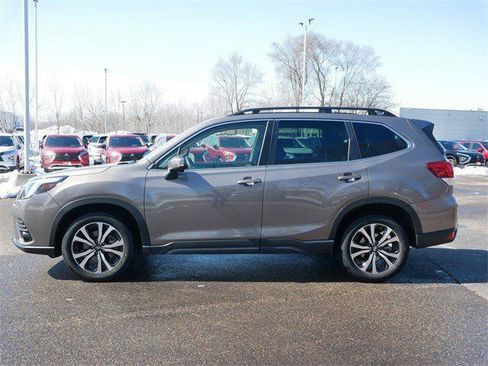 Used 2023 Subaru Forester Limited image 4