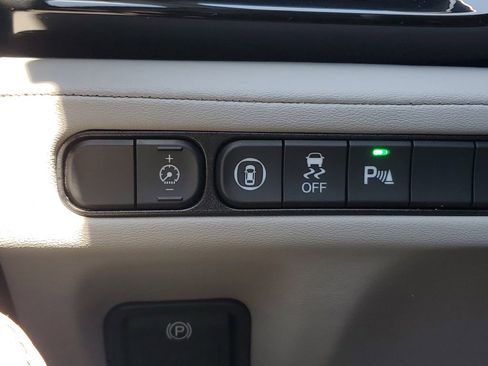 Certified 2024 Acura MDX SH-AWD w/ Technology Package image 32