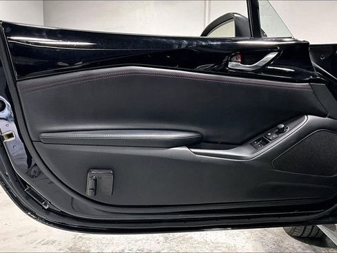 Used 2018 MAZDA MX-5 Miata Grand Touring image 20