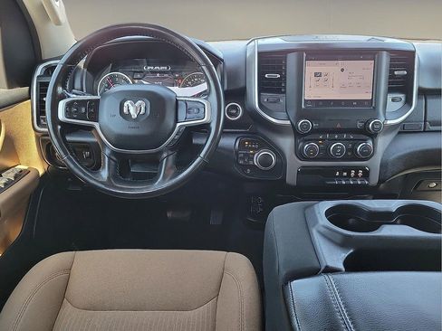Used 2022 RAM 1500 Big Horn AWD/4WD image 10