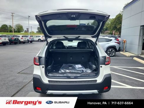 New 2025 Subaru Outback Limited image 11