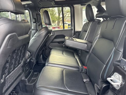 Certified 2022 Jeep Wrangler Unlimited Rubicon 4xe w/ Steel Bumper Group image 11