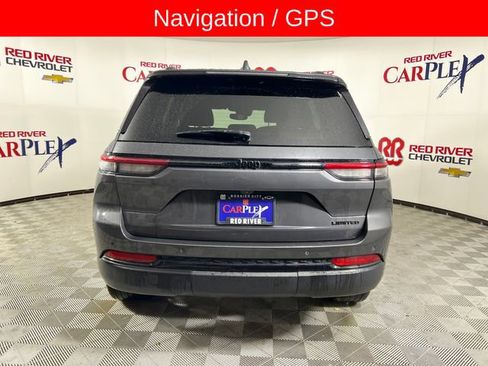 Used 2024 Jeep Grand Cherokee Limited w/ Black Appearance Package RWD image 8