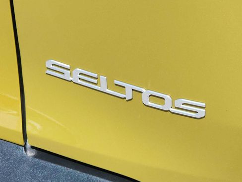 Used 2024 Kia Seltos SX AWD/4WD image 11