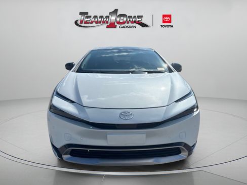 New 2026 Toyota Prius Plug-In Hybrid FWD image 2