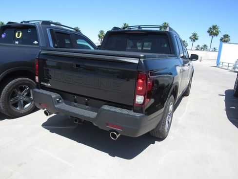 Used 2025 Honda Ridgeline RTL image 3