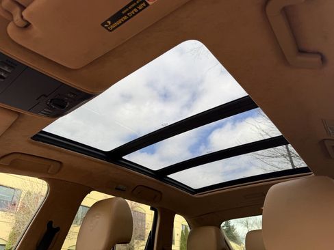 Used 2006 Porsche Cayenne Turbo image 34