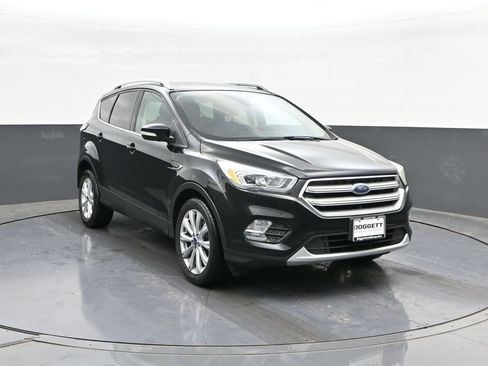Used 2017 Ford Escape Titanium FWD image 21